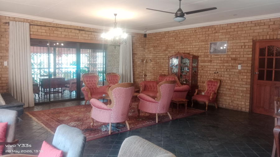 9 Bedroom Property for Sale in Vaal Eden Free State